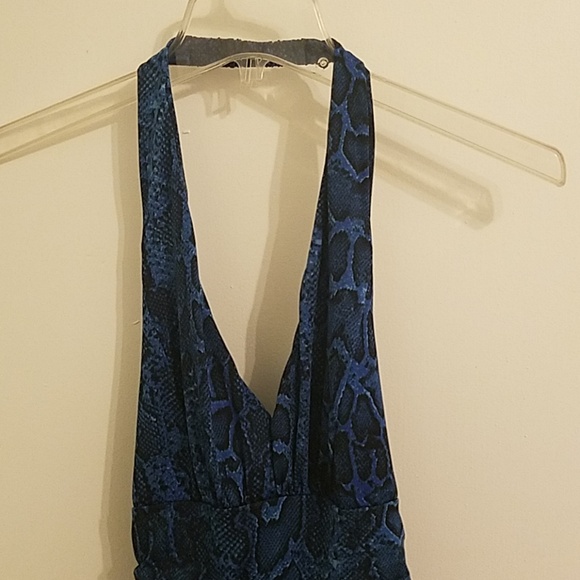 Blue snake skin pattern halter dress - Picture 6 of 6